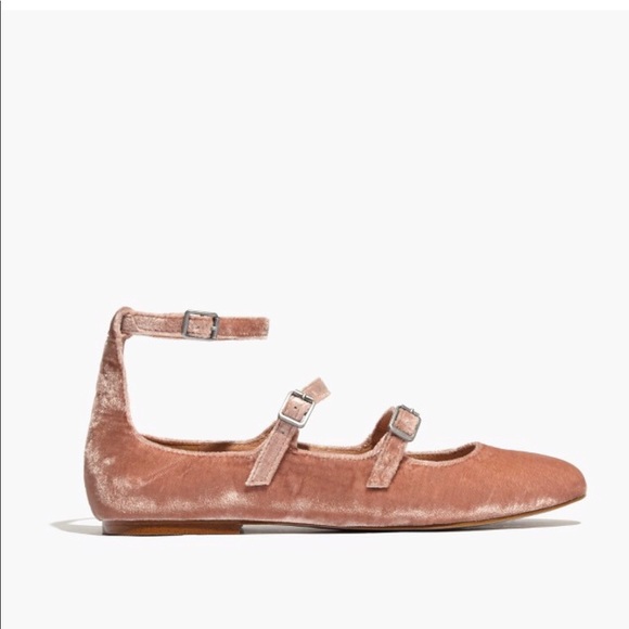 SOLD Julie Flat in Velvet - Picture 3 of 8